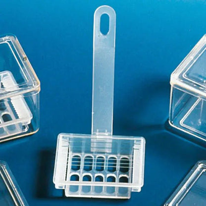 Färbeeinsatz mit Handgriff - Kartell S.p.A.