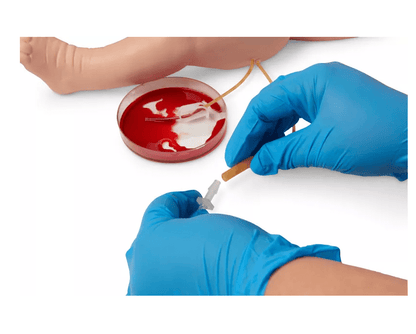 CRiSis - Säuglings Notfallpuppe - Erler - Zimmer