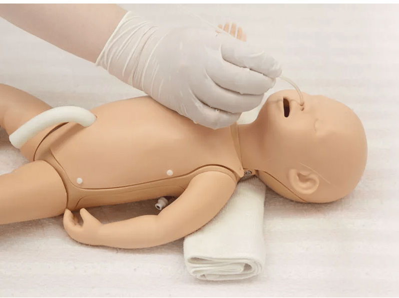 Neugeborenen Pflege - und Notfallpuppe - Erler - Zimmer